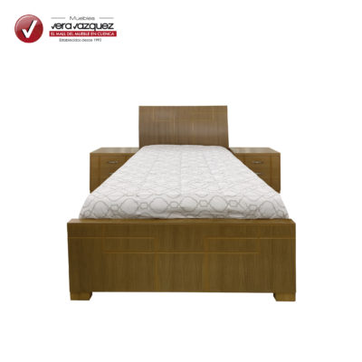 CAMA VICTORIA 1 1/2 PLZ CON 2 VELADORES
